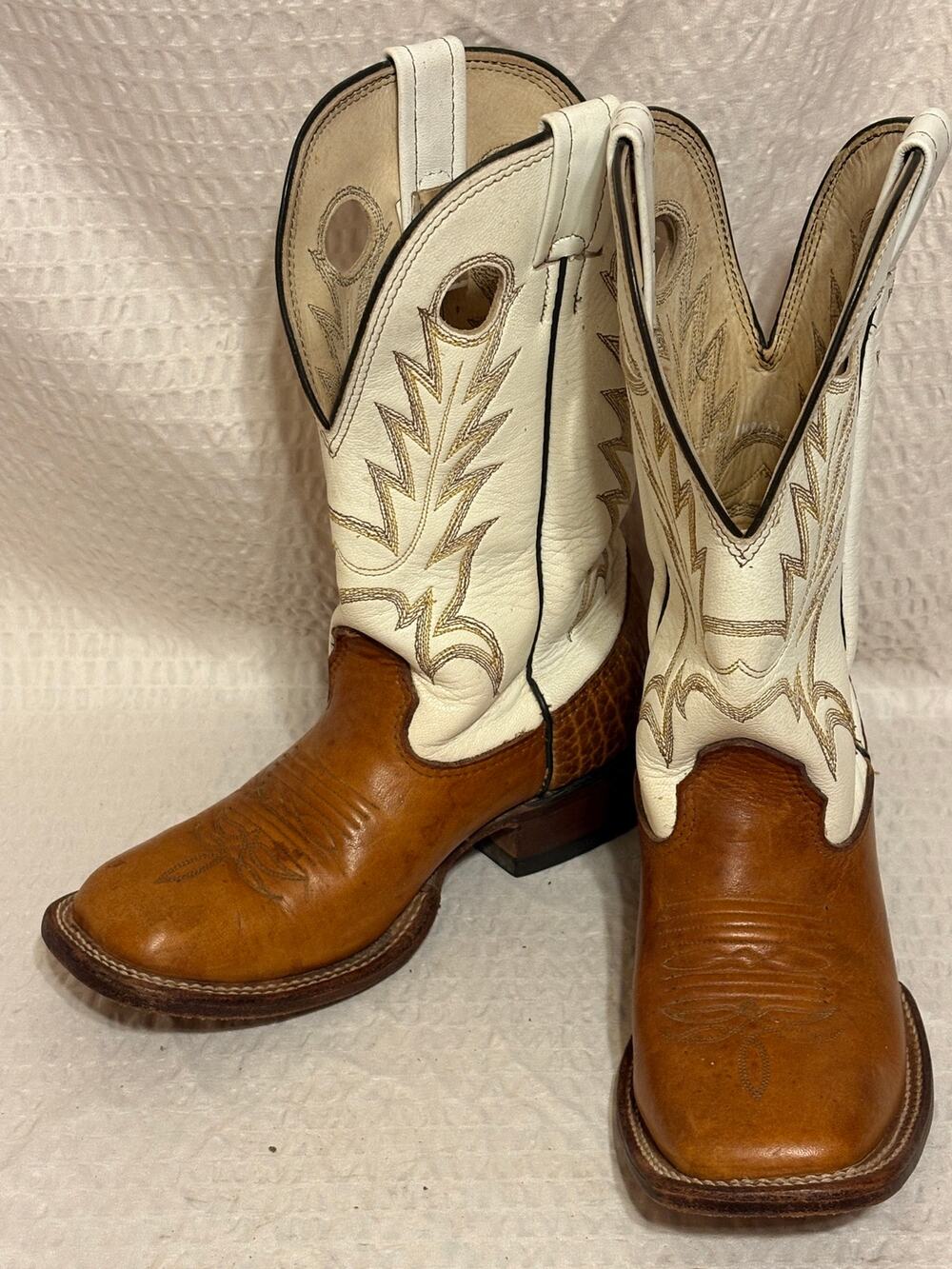 VTG 80’s Larry Mahan Men's 6B Brown Leather White Embroidered Western Boots USA